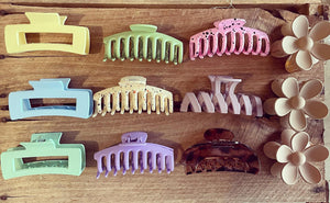 Peachy Luxe Claw Clips